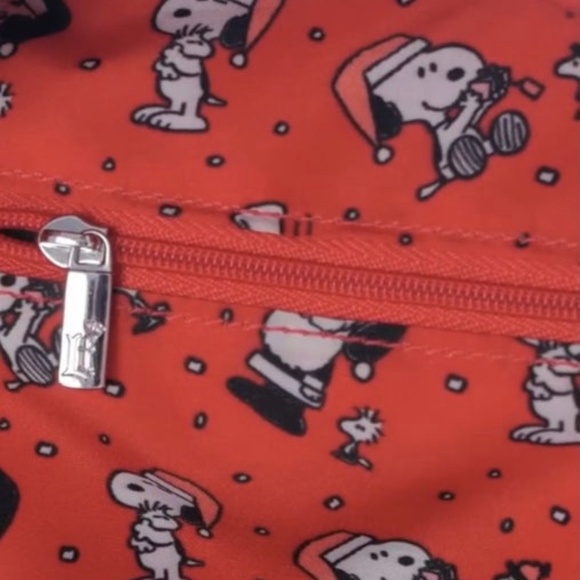 Loungefly Peanuts Gift Giving Snoopy and Woodstock Mini Backpack main image 5